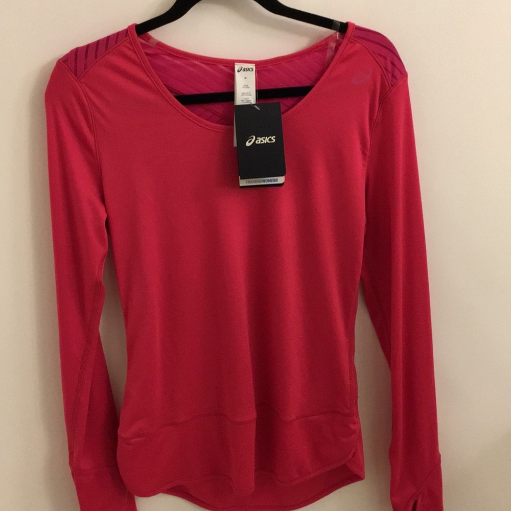 NWT ASICS workout top size medium